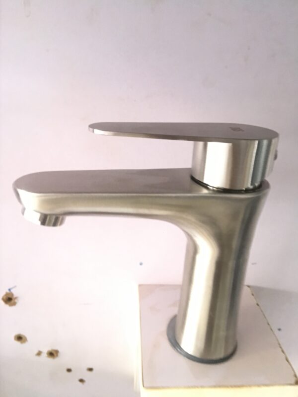 Rust-Resistant Standard Basin Mixer - Image 2