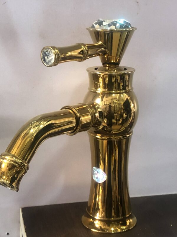 Luxurious Gold Basin Mixer